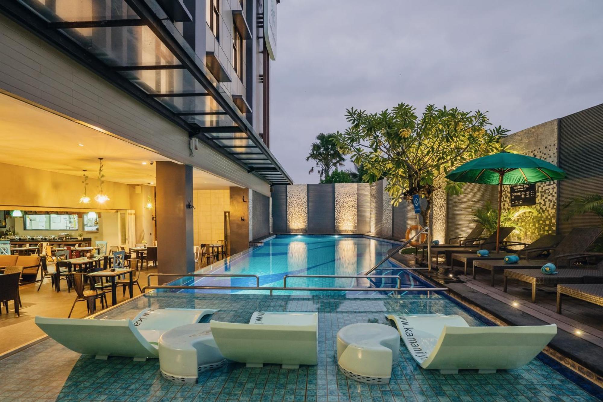 Kamaniiya Petitenget Seminyak Exterior foto