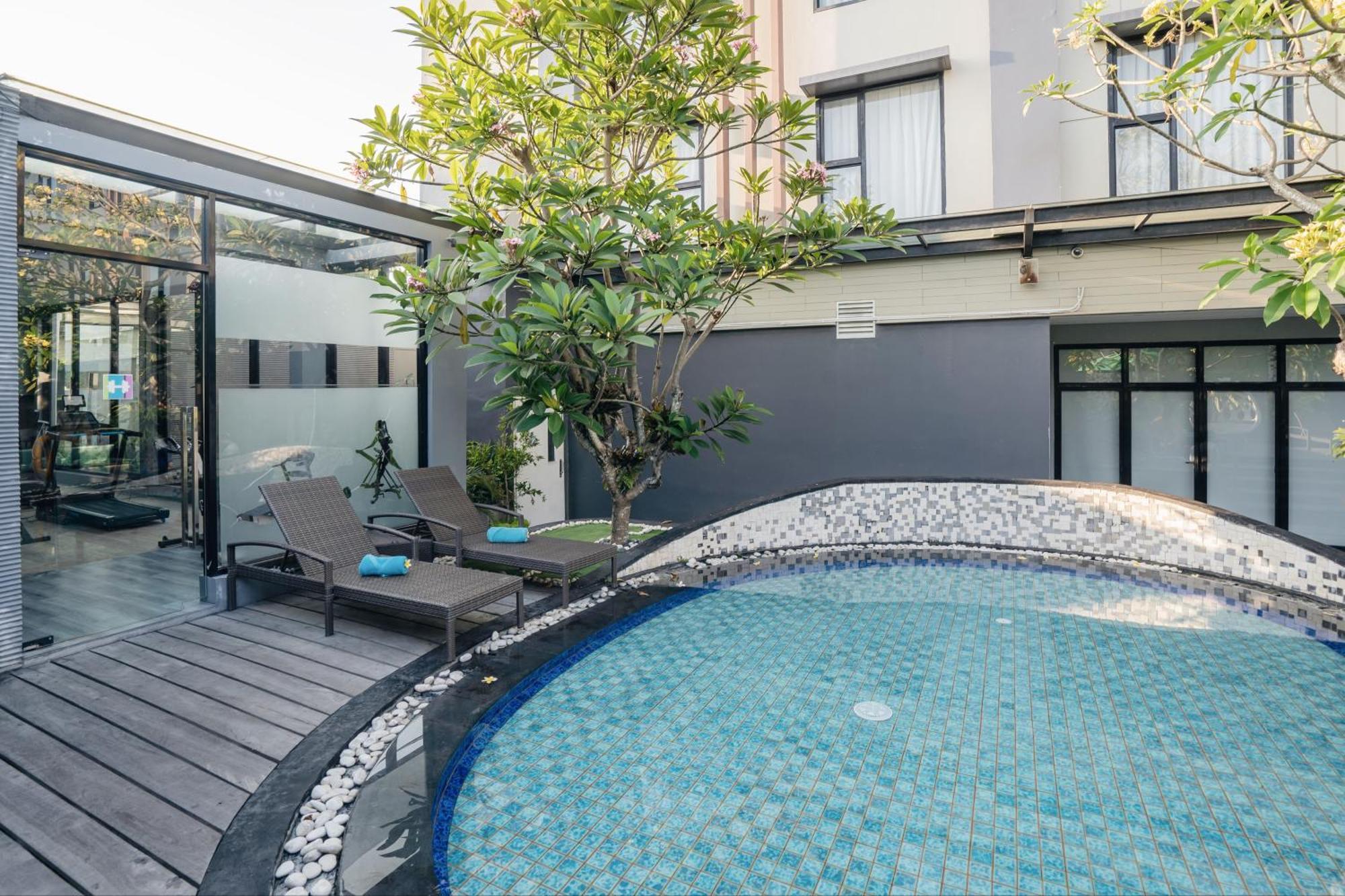 Kamaniiya Petitenget Seminyak Exterior foto